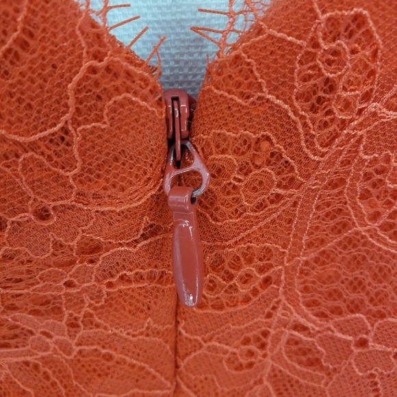 NWOT BCBGMaxAzria Willa Lace Dress - Picture 10 of 11